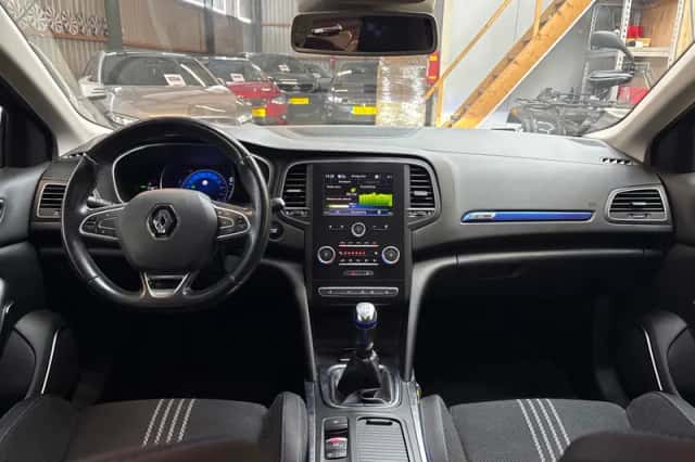 Renault Mégane (2018) thumbnail 3