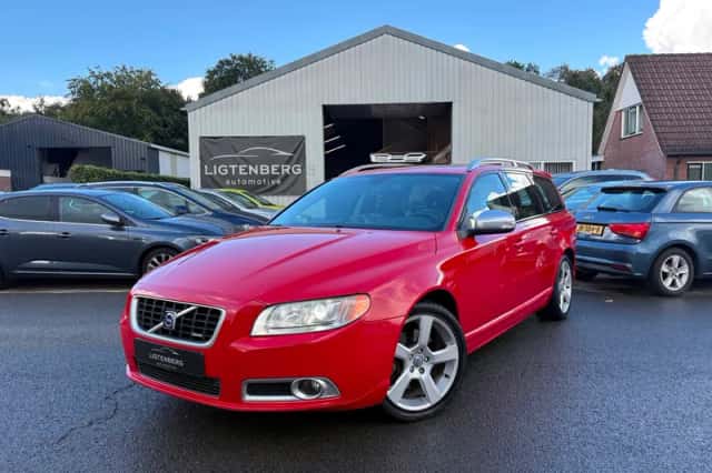 Volvo V70 (2009) thumbnail 1