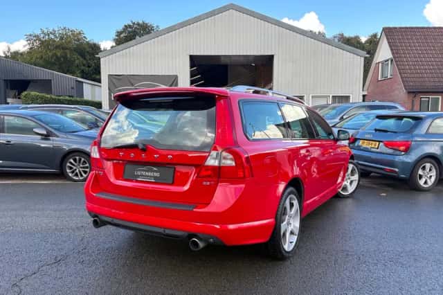 Volvo V70 (2009) thumbnail 2