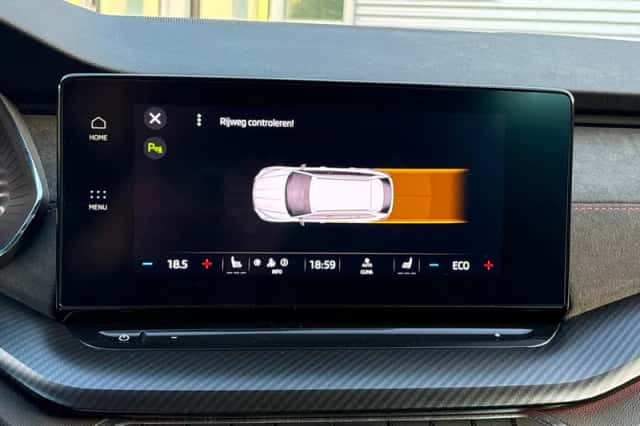 Škoda Octavia (2023) thumbnail 6