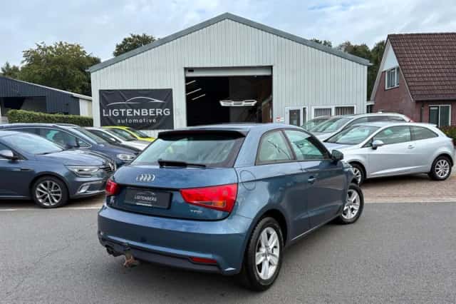 Audi A1 (2016) thumbnail 2