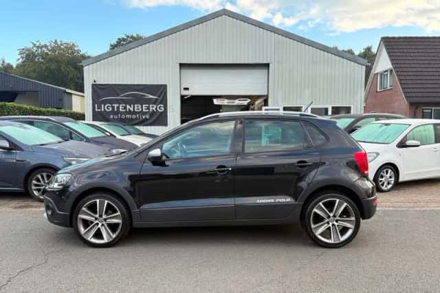 Volkswagen Polo (2014) thumbnail 3