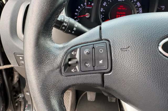 Kia Sportage (2012) thumbnail 6