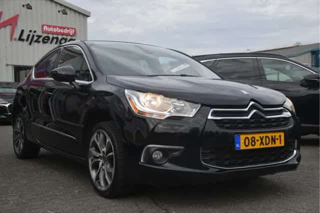 Citroën DS4 (2012) thumbnail 4