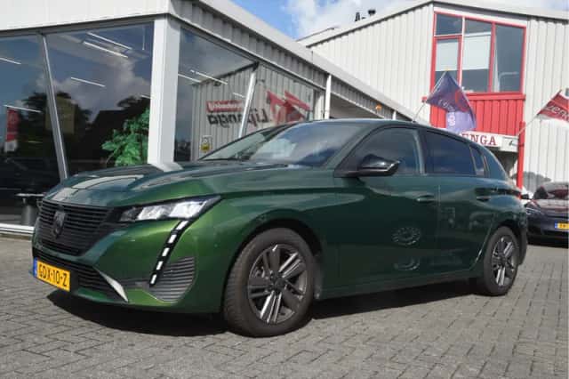 Peugeot 308 (2024) thumbnail 3