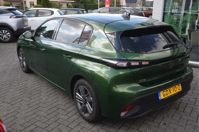 Peugeot 308 (2024) thumbnail 6