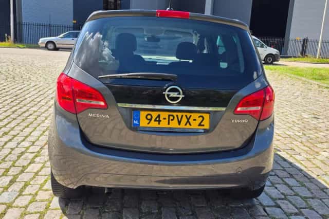 Opel Meriva (2011) thumbnail 6