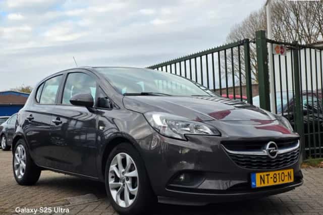 Opel Corsa (2015) thumbnail 1