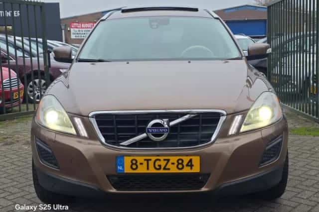 Volvo XC60 (2010) thumbnail 6