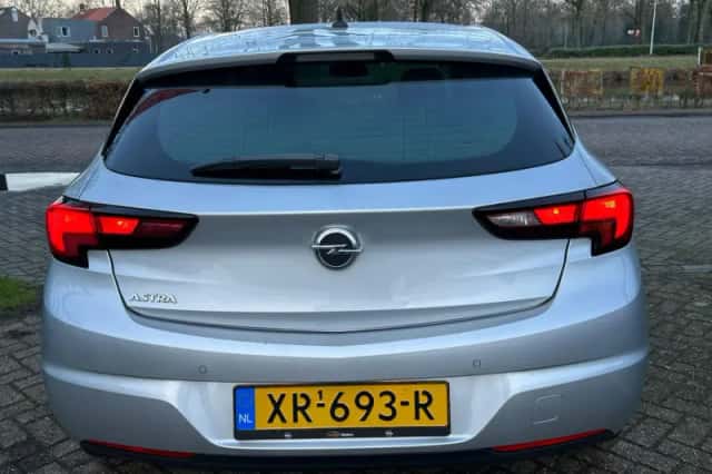 Opel Astra (2019) thumbnail 5