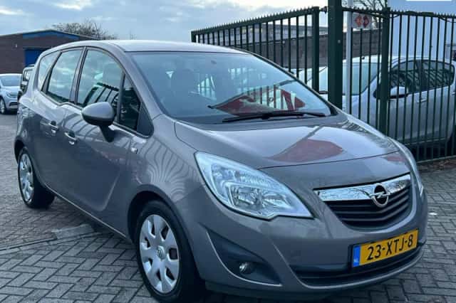 Opel Meriva (2012) thumbnail 1