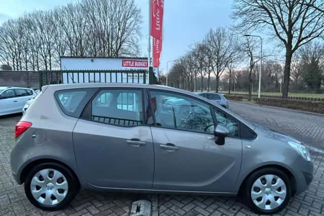 Opel Meriva (2012) thumbnail 5
