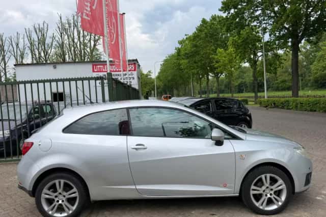 SEAT Ibiza (2012) thumbnail 6