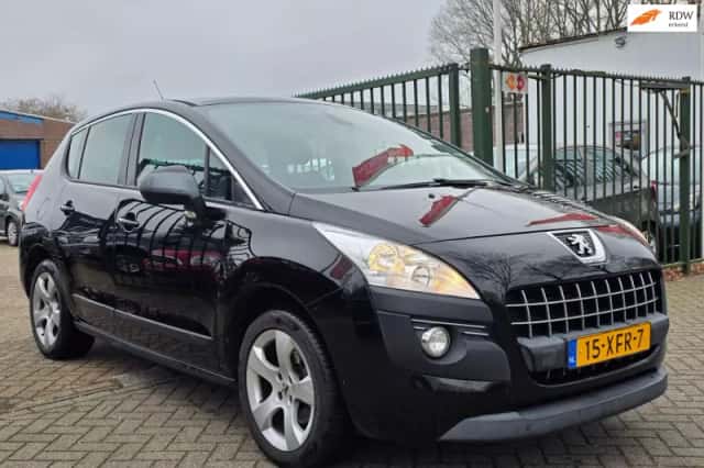 Peugeot 3008 (2012) thumbnail 1