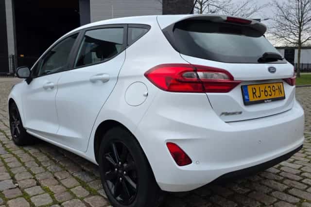 Ford Fiesta (2017) thumbnail 4