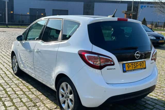 Opel Meriva (2014) thumbnail 4