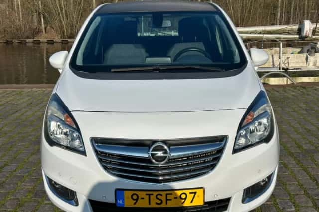Opel Meriva (2014) thumbnail 6