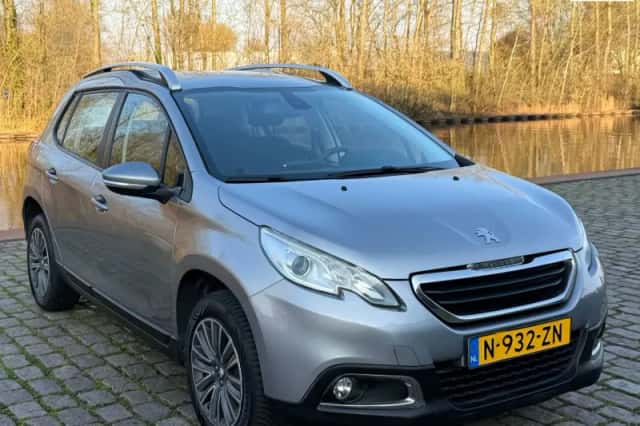 Peugeot 2008 (2016) thumbnail 1