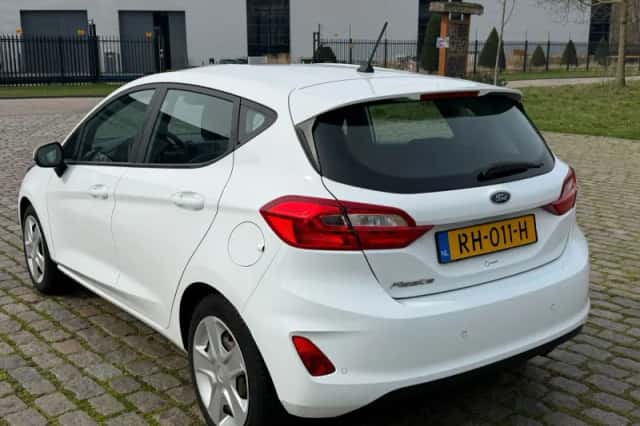 Ford Fiesta (2017) thumbnail 4