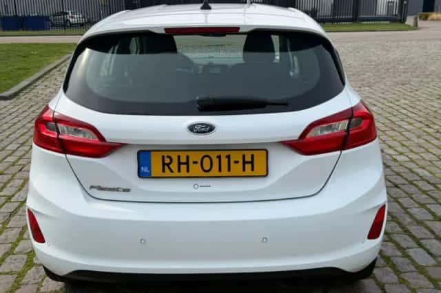 Ford Fiesta (2017) thumbnail 5