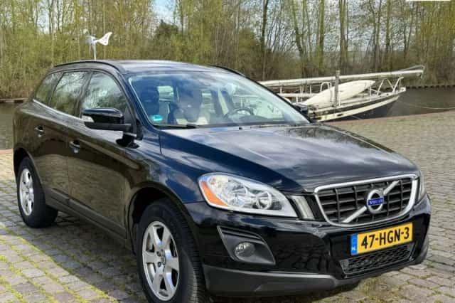 Volvo XC60 (2008) thumbnail 1