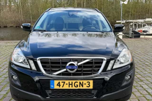 Volvo XC60 (2008) thumbnail 5