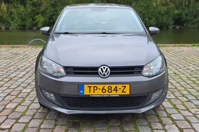 Volkswagen Polo (2011) thumbnail 6