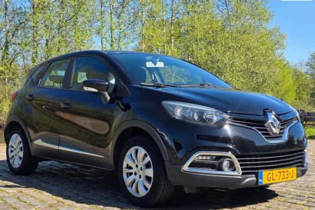 Renault Captur (2014) thumbnail 1