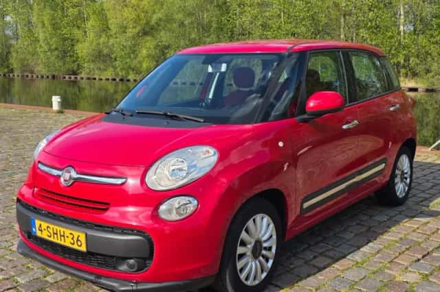 Fiat 500 (2013) thumbnail 2