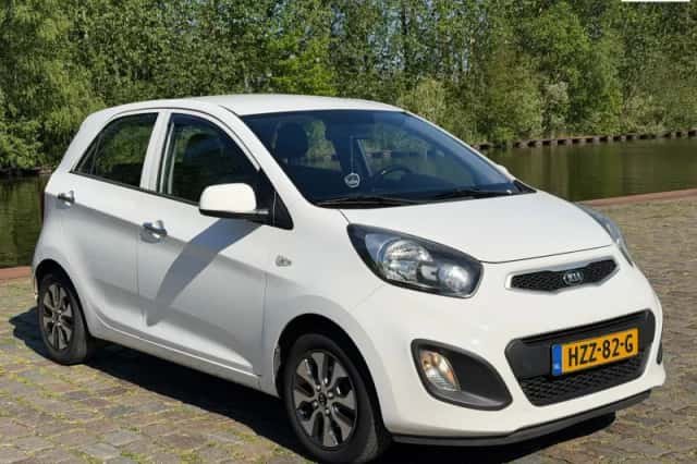 Kia Picanto (2014) thumbnail 1