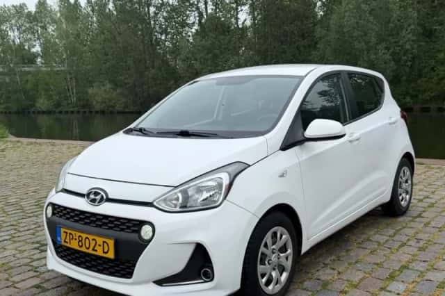 Hyundai i10 (2019) thumbnail 2