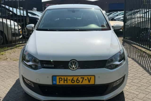 Volkswagen Polo (2017) thumbnail 6