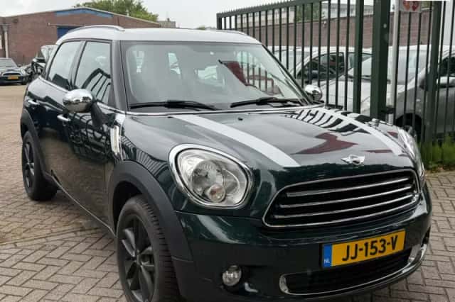 MINI Countryman (2013) thumbnail 1