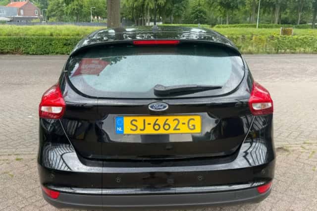 Ford Focus (2018) thumbnail 5
