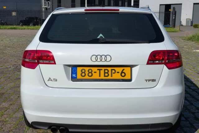 Audi A3 (2012) thumbnail 6