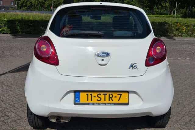 Ford Ka (2011) thumbnail 5
