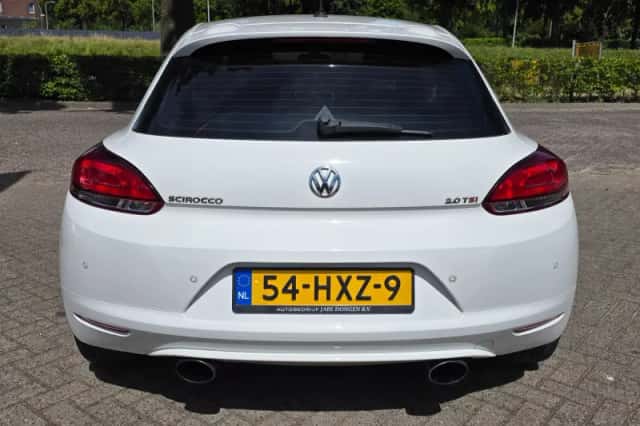 Volkswagen Scirocco (2009) thumbnail 5