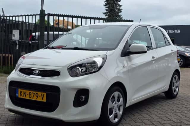 Kia Picanto (2016) thumbnail 2