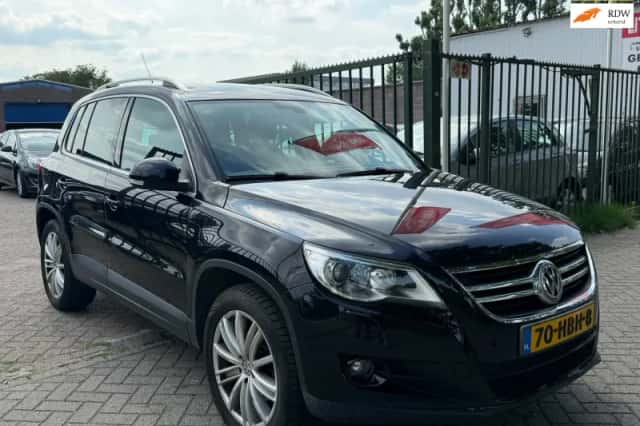 Volkswagen Tiguan (2008) thumbnail 1