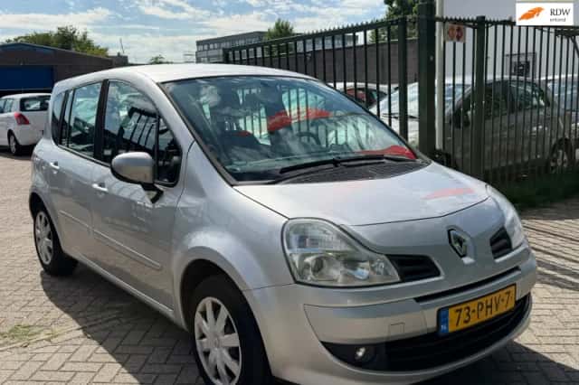Renault Grand Modus (2011) thumbnail 1