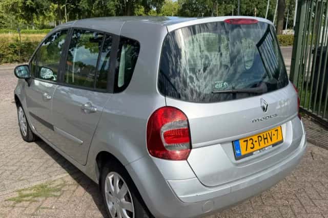Renault Grand Modus (2011) thumbnail 4