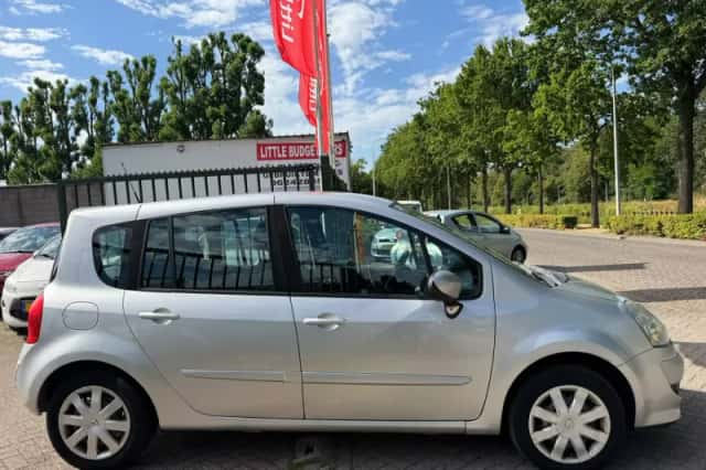 Renault Grand Modus (2011) thumbnail 5