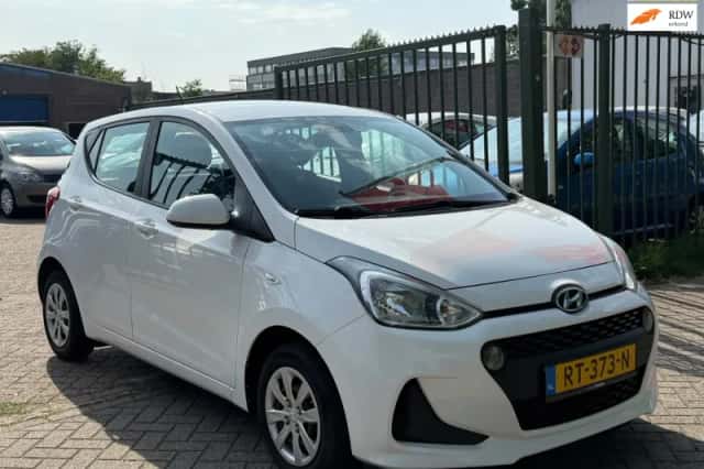 Hyundai i10 (2018) thumbnail 1