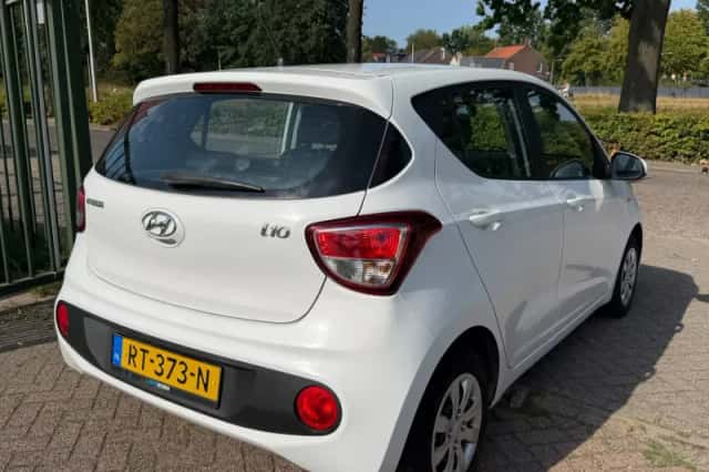 Hyundai i10 (2018) thumbnail 4