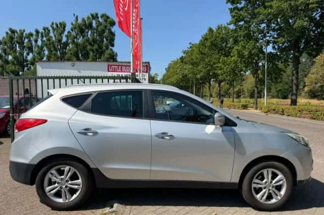 Hyundai ix35 (2012) thumbnail 5