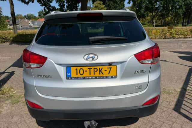 Hyundai ix35 (2012) thumbnail 6