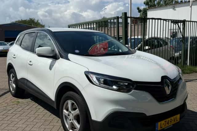 Renault Kadjar (2016) thumbnail 1