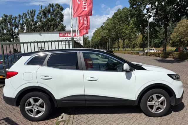 Renault Kadjar (2016) thumbnail 5