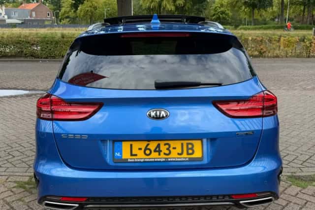 Kia Ceed (2021) thumbnail 5