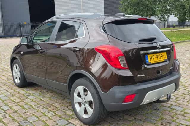 Opel Mokka (2015) thumbnail 4